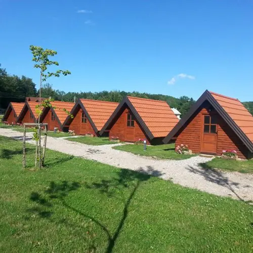 Rizvan City Lika Gospić - bungalovi