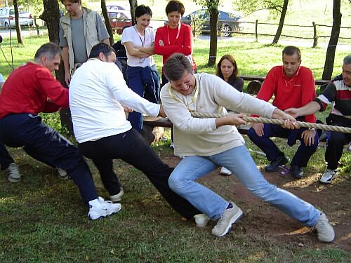 1247330697477644792183875459_uo_5